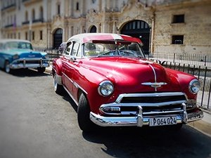 Gammal bil på Kuba